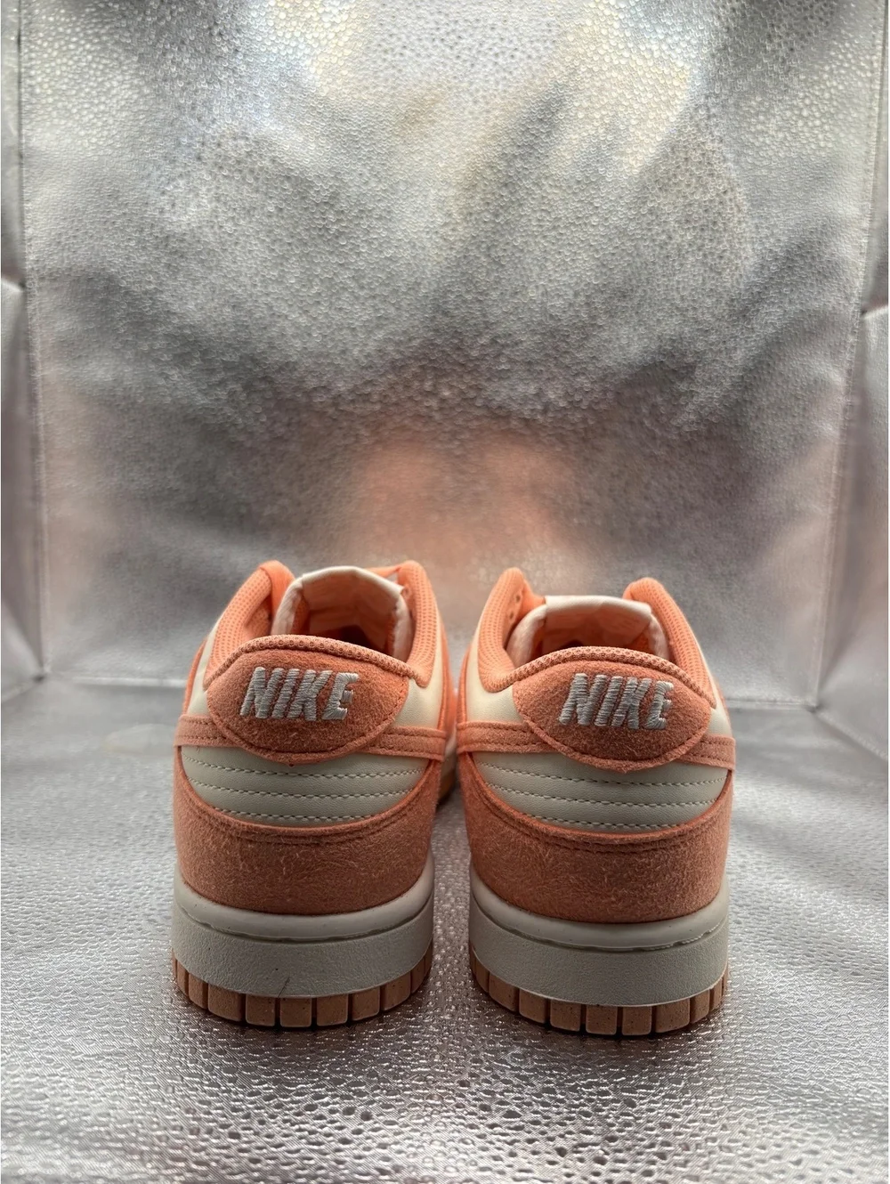 Nike dunk low next nature apricot agate size 9